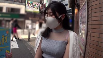志向是音樂教室的女大學生 假裝採訪向她搭訕！隨著話題展開 作為謝禮慢慢的張開了兩腿… 豐滿美體抱起來的感覺超棒！-2506