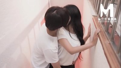 【国产】麻豆传媒作品/MD-0088晕船 001