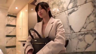 史無前例的H杯神體！ !!美巨乳美臀神體必看